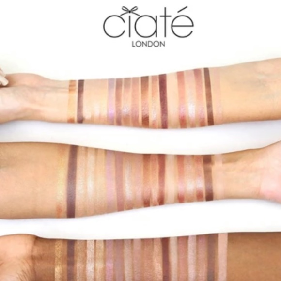 Eyeshadow Bundle - Picture 7 of 11